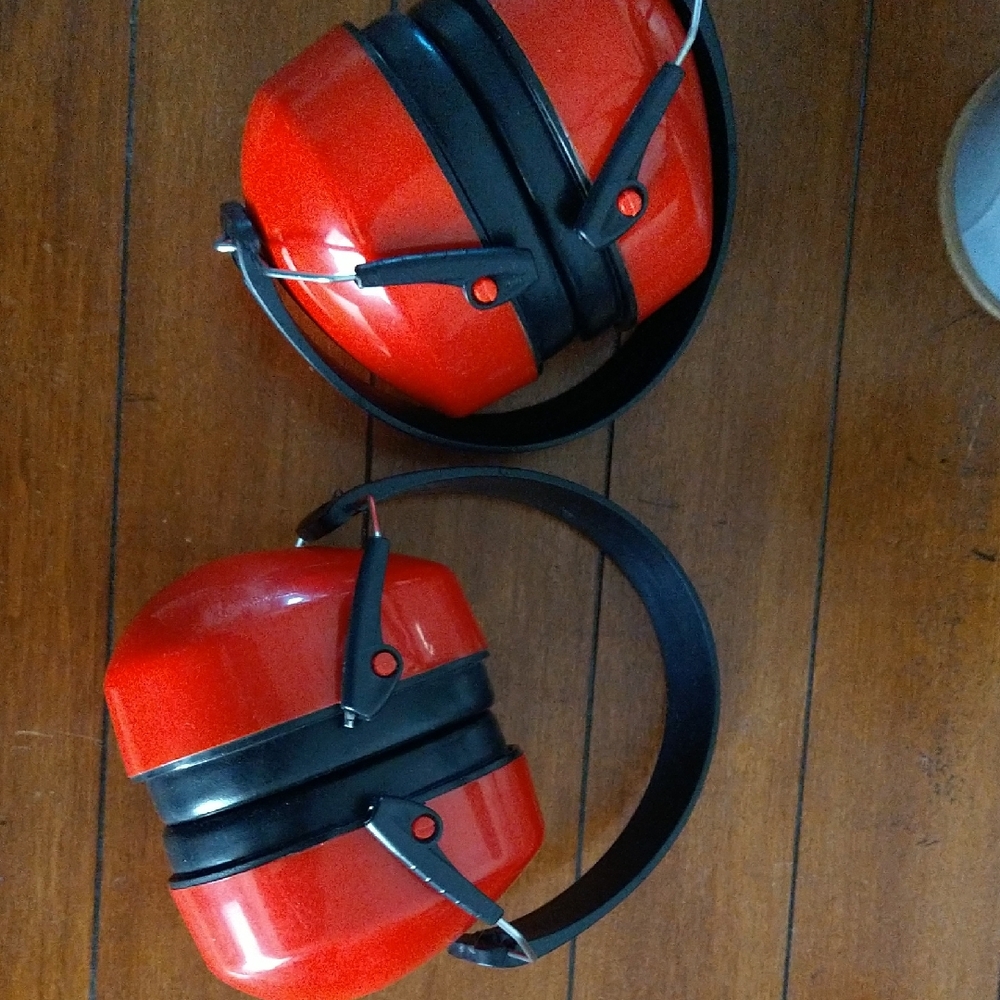 Adult Small Hearing Protectors - Comfortable Earmuffs